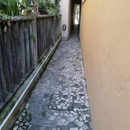 La Casina Giramondo Di Ele *