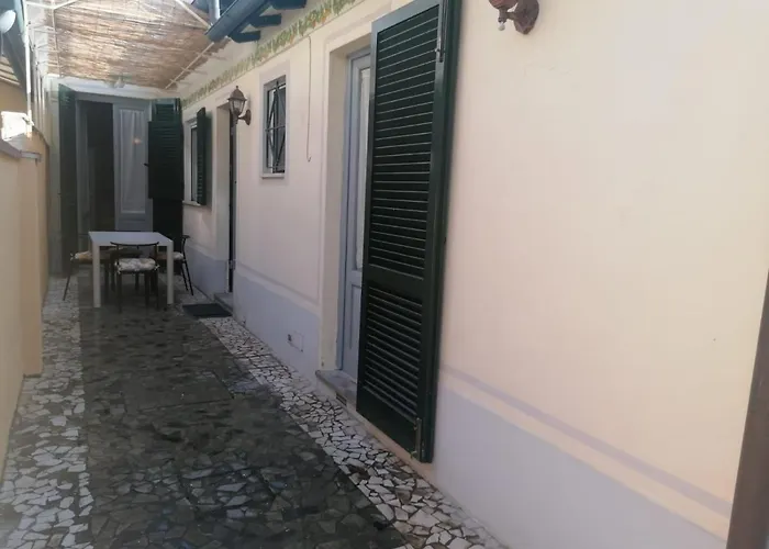 Будинок відпочинку La Casina Giramondo Di Ele