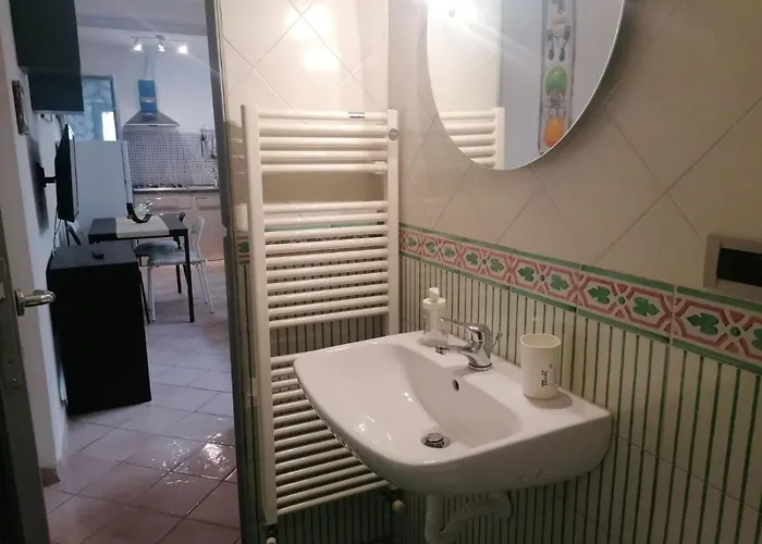 La Casina Giramondo Di Ele В'яреджо